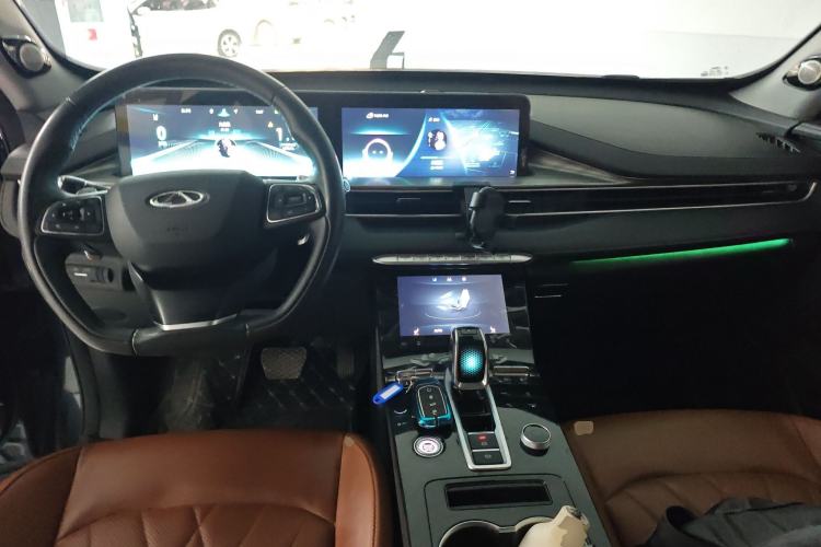 Used Chery Tiggo 8 PLUS 2022 290TGDI DCT Luxury Edition
