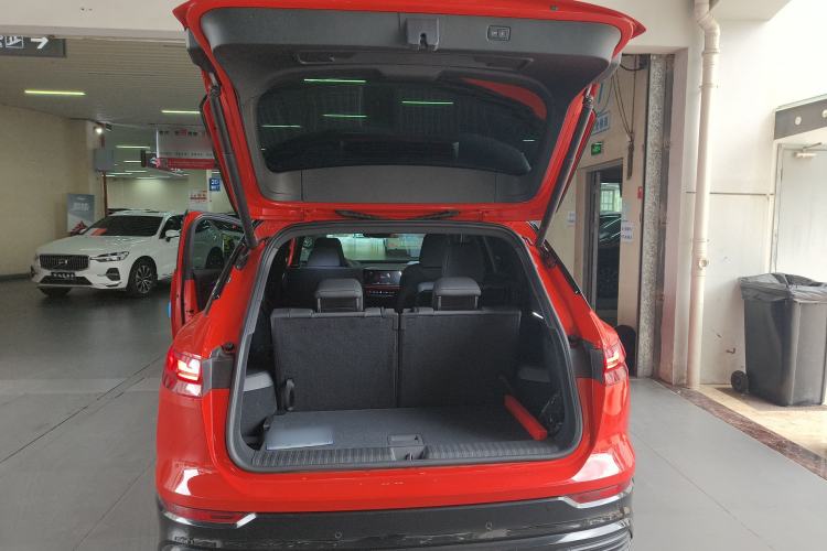 Used Audi Q5 e-tron 2022 50 e-tron quattro edition one Artistic Collection Edition
