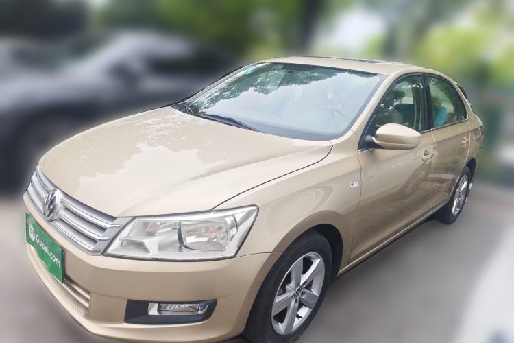Used Volkswagen Santana 2013 1.6L Manual Comfort Edition