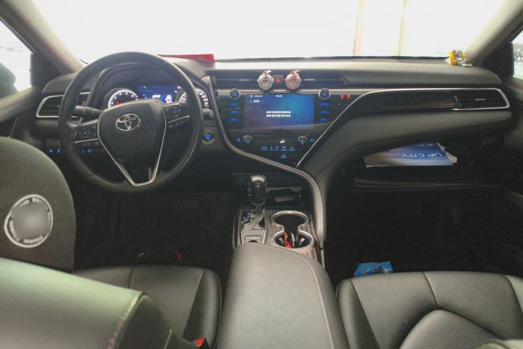 Used Toyota Camry 2019 Revised Version 2.0G Luxury Edition
