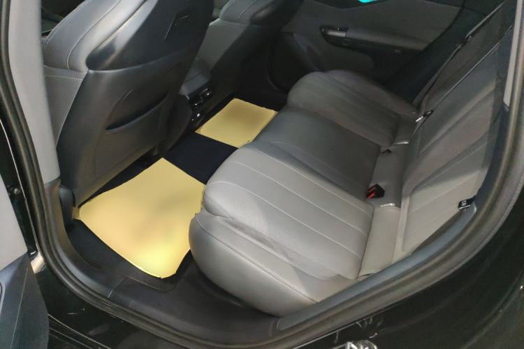 Used Lynk & Co 07 2024 EM-P 126 Long-Range Halo