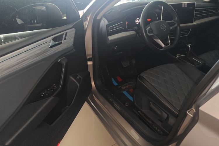 Used Volkswagen Sagitar 2023 200TSI DSG Excellence Edition Driver Seat