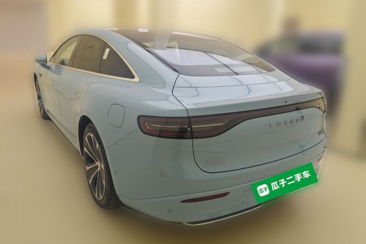 Used Hima Luxeed S7 2025 705 km Max
