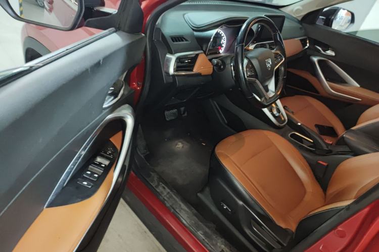 Used Baojun 510 2017 1.5L Automatic Luxury Model Driver Seat