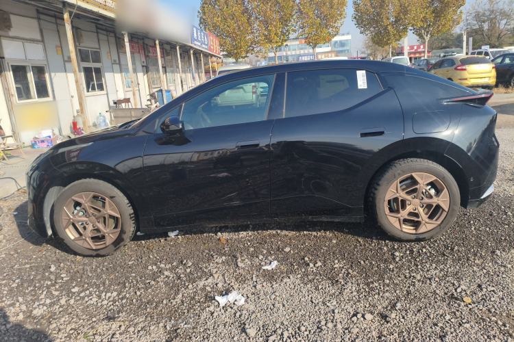 Used Lynk & Co Z20 2025 530 km Range Rear-Wheel Drive Pro