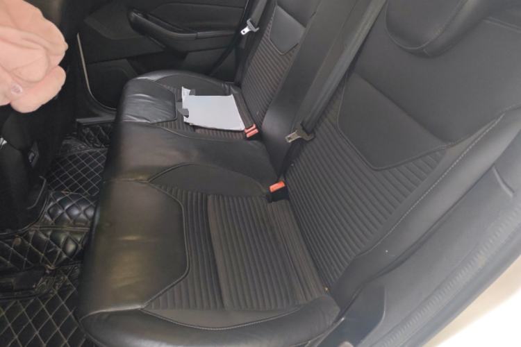 Used Ford Focus 2015 Hatchback EcoBoost 125 Automatic Supreme Style Edition