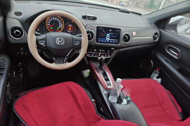 Used Honda XR-V 2015 1.8L VTi CVT Luxury Edition Center Console