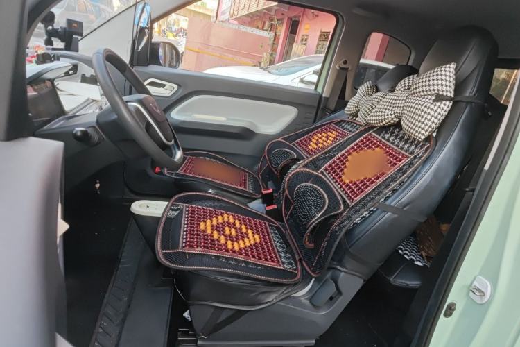 Used Wuling Hongguang MINIEV 2021 Macaron Premium Model – Lithium Iron Phosphate Left Front Seat