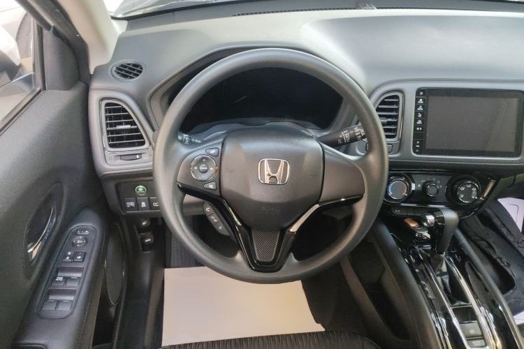 Used Honda Vezel 2020 1.5L CVT Pioneer Edition Steering Wheel