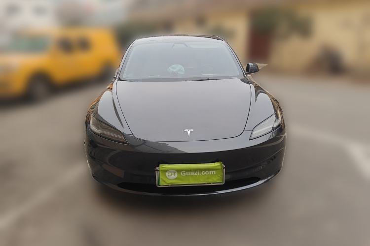 Used Tesla Model 3 2023 Long-Range All-Wheel-Drive Version
