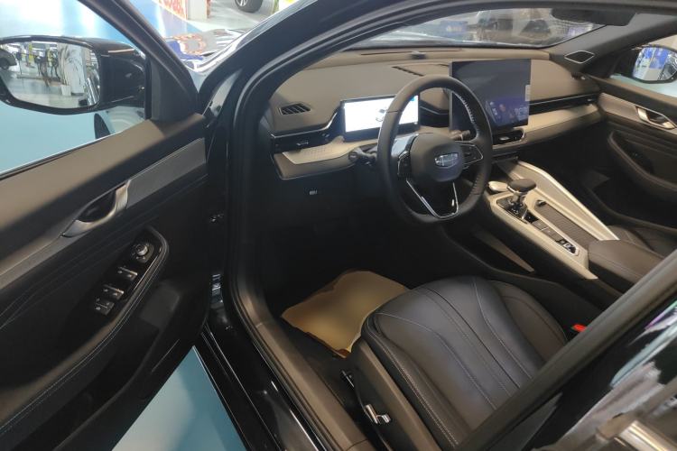 Used Geely Auto Preface 2025 Dongfang Yao 1.5TD Fuyao Edition