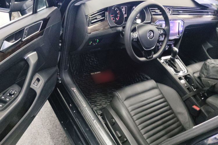 Used Volkswagen Magotan 2019 330TSI DSG Luxury Version China VI Standard