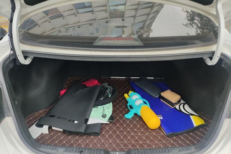 Used Hyundai Elantra (5th Generation / Langdong) 2016 1.6L Automatic Smart Version Trunk