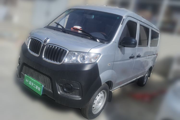 Used Jinbei Hiace X30 2024 1.5L Champion Edition Passenger Vehicle 5/6/7 Seats