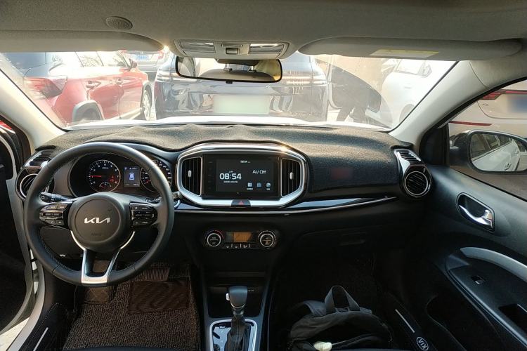 Used Kia kx1 Stonic 2021 1.4L CVT Sunroof Model
