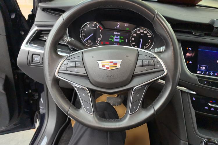 Used Cadillac XT5 2022 2.0T Two-Wheel Drive Luxury Version
