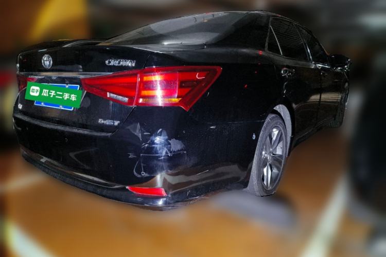 Used Toyota Crown 2015 2.0T Fashion Edition
