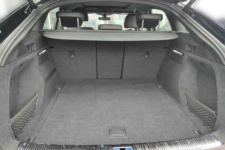 Used Audi Q5L Sportback 2023 40 TFSI Luxury Model
