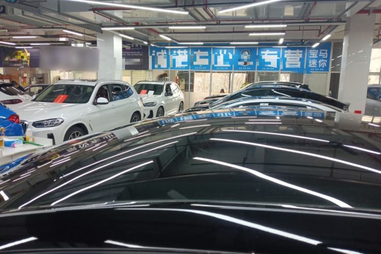 Used Tesla Model Y 2022 Long-Range All-Wheel-Drive Version