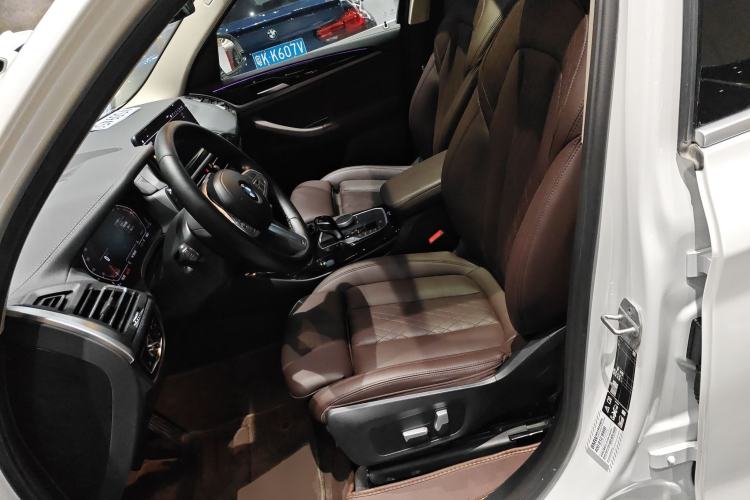 Used BMW X3 2022 Restyled xDrive25i M Sport Package Left Front Seat