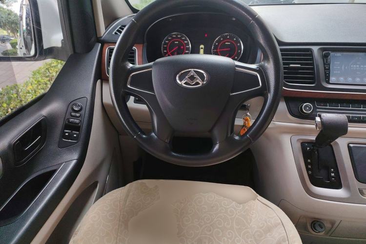 Used SAIC MAXUS G10 2015 2.0T Automatic Anniversary Edition Steering Wheel