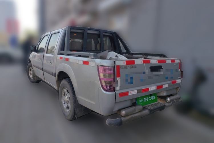 Used JMC Baodian 2013 2.8T Two-Wheel-Drive Diesel Luxury Fashion Edition