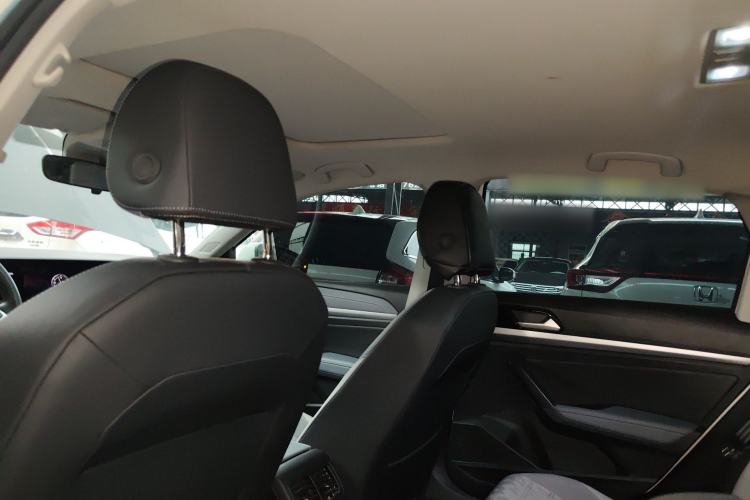 Used Volkswagen Lavida 2024 300TSI DSG Full-Comfort Edition Headliner