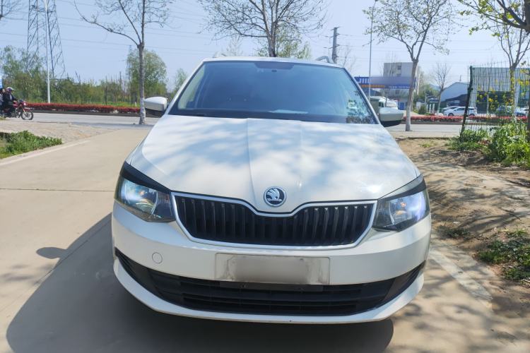 Used Skoda Fabia 2017 1.4L Automatic Car Enjoy Edition
