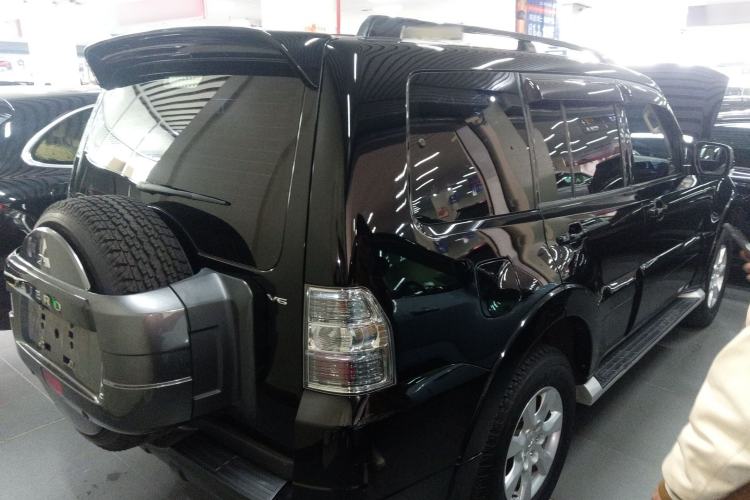 Used Mitsubishi Pajero 2019 3.0L Automatic Comfort Edition Rear Right 45 Deg