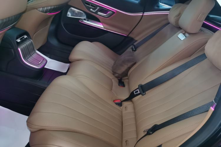 Used Mercedes-Benz E-Class 2025 Facelift E 300 L Luxury Edition