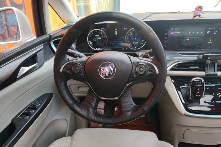 Used Buick GL8 2020 ES Land Cruiser 653T Comfort Edition Steering Wheel