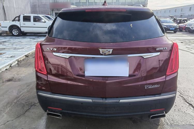 Used Cadillac XT5 2016 25T Luxury Model
