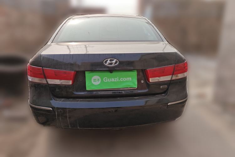 Used Hyundai NF 2006 2.0L Automatic Luxury Edition
