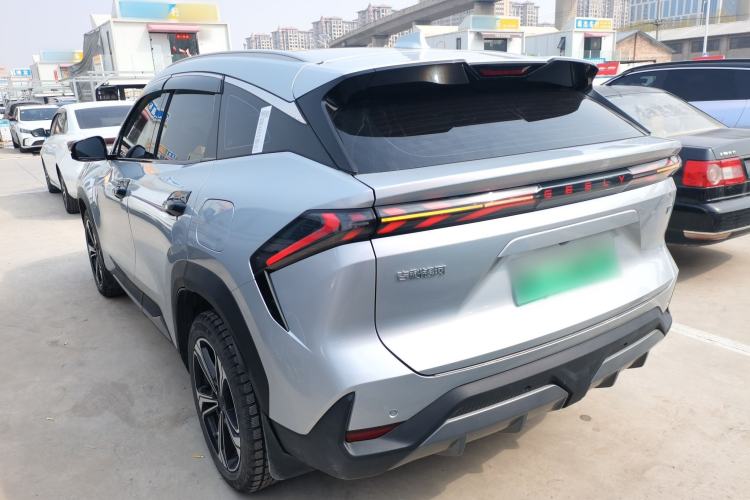 Used Geely Galaxy L7 2024 1.5T 115 km PLUS Dragon Edition
