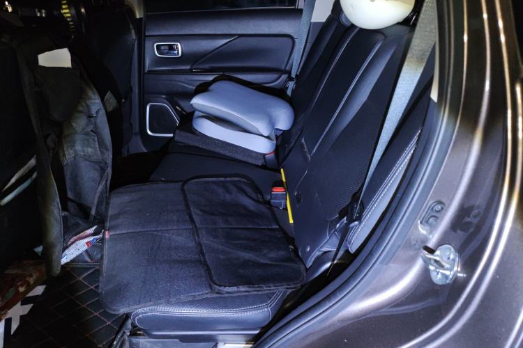 Used Mitsubishi Outlander 2018 2.0L Two-Wheel Drive Glory Edition 5 Seats
