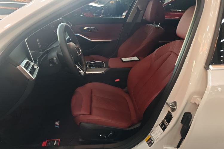 Used BMW i3 2025 eDrive 35 L
