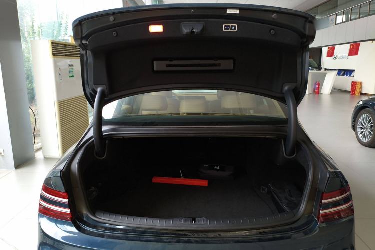 Used Genesis G80 2024 2.5T Rear-Drive Luxury Edition
