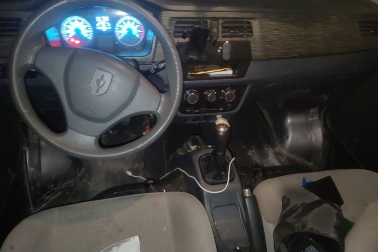 Used Jinbei Hiace X30 2021 1.5L Wealthy Single-Steaming Air-Conditioned Version Bus China VI Standard SWC15M