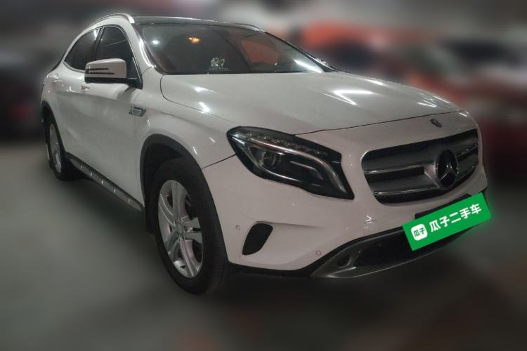 Used Mercedes-Benz GLA 2016 GLA 200 Sport Edition Front Right 45 Deg