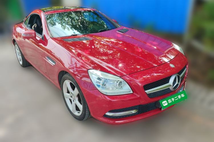 Used Mercedes-Benz SLK-Class 2011 SLK 200 Fashion Model Front Right 45 Deg