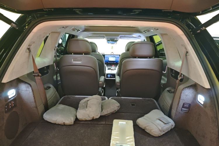 Used Hima AITO M9 2025 Extended-Range Ultra Version 52 kWh 6-Seater Trunk