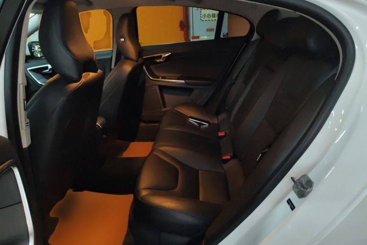 Used Volvo S60 2019 S60L Facelift T5 Intelligent Advanced Edition
