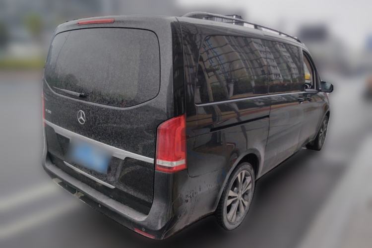 Used Mercedes-Benz V-Class 2016 V 260 Avantgarde Edition
