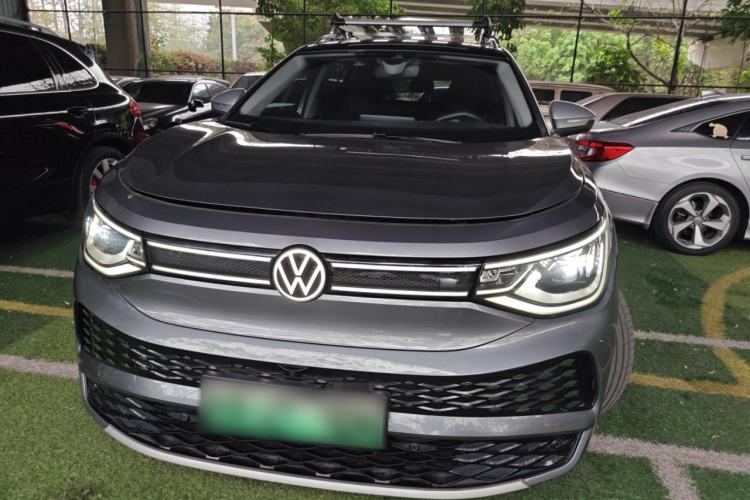 Used Volkswagen ID.6 X 2023 Pure Long-Range Version Front