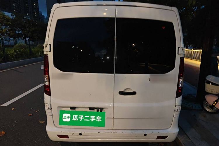 Used CHANGAN KAICHENG Ruixing EM80 2024 Comfort-Style 6-Seater 41.86 kWh