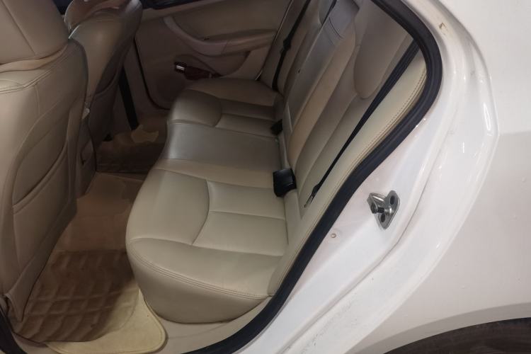 Used Roewe 360 2015 1.5L Automatic Luxury Edition
