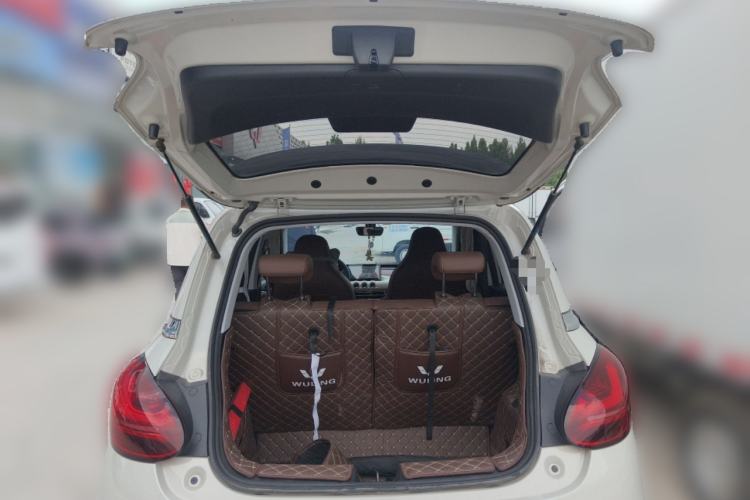 Used Wuling Bingo 2024 333 km Enjoyment Version Trunk