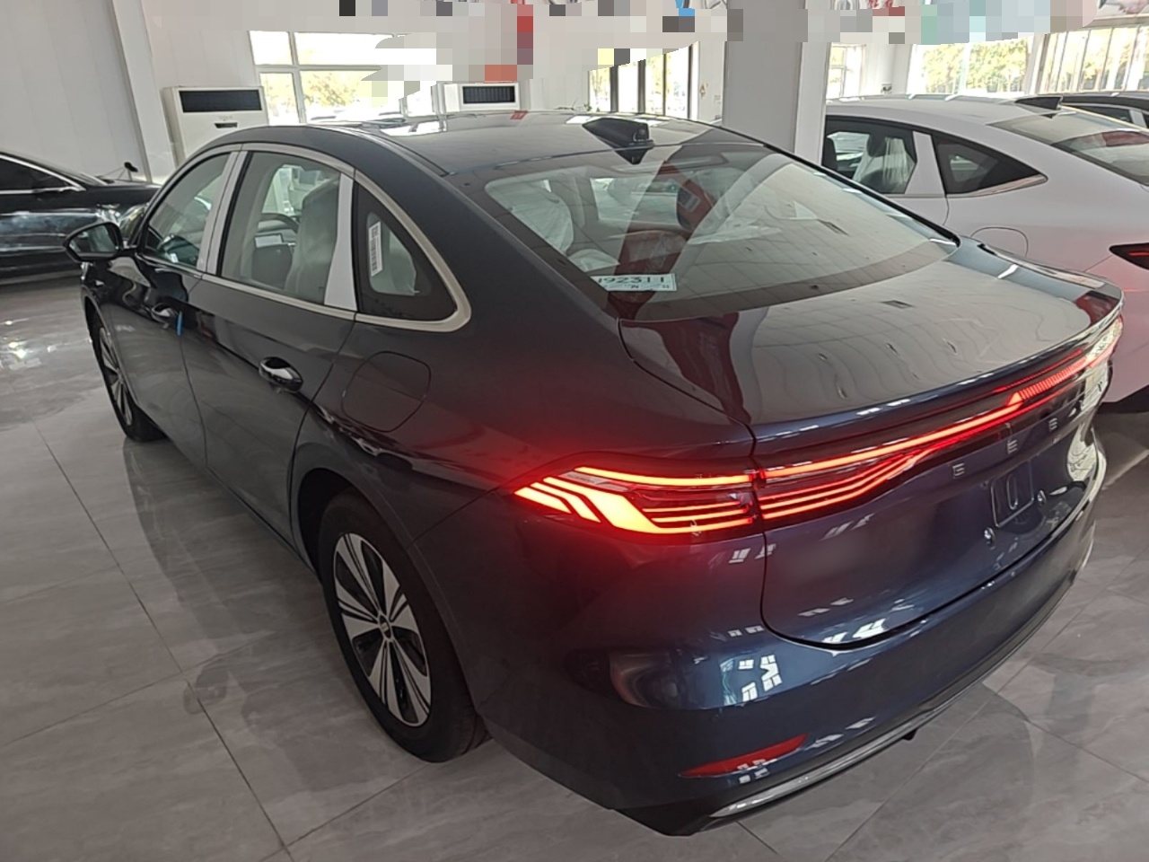 Geely Galaxy A7 2025 Model EM-i 150km Long-Distance Edition — снимка 4