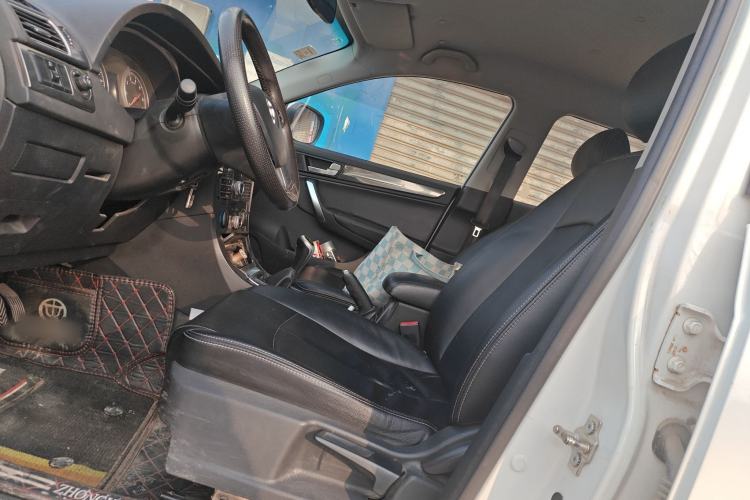 Used Brilliance V5 2014 1.6L Manual Comfort Model
