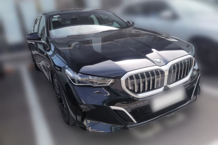 Used BMW 5 Series 2025 530Li Luxury Edition M Sport Package
